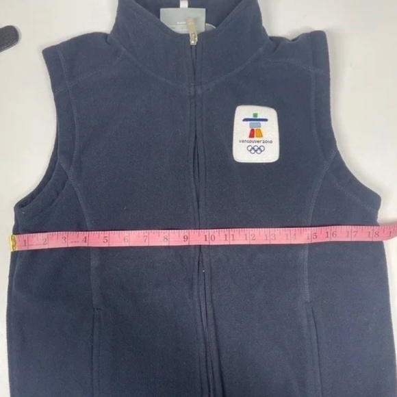 Elevate Vancouver 2010 Canada Olympics Fleece Vest - Picture 6 of 7